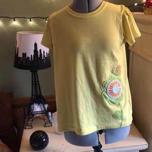 Yellow t shirt